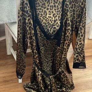 Jones New York Brown and Black Leopard Print Robe With Matching Night Grown